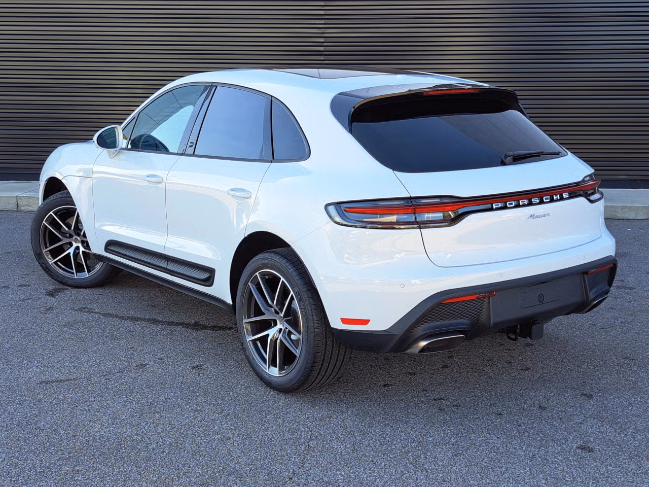 2026 Porsche Macan Base - Photo 20