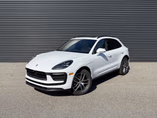 2026 Porsche Macan -'s photo