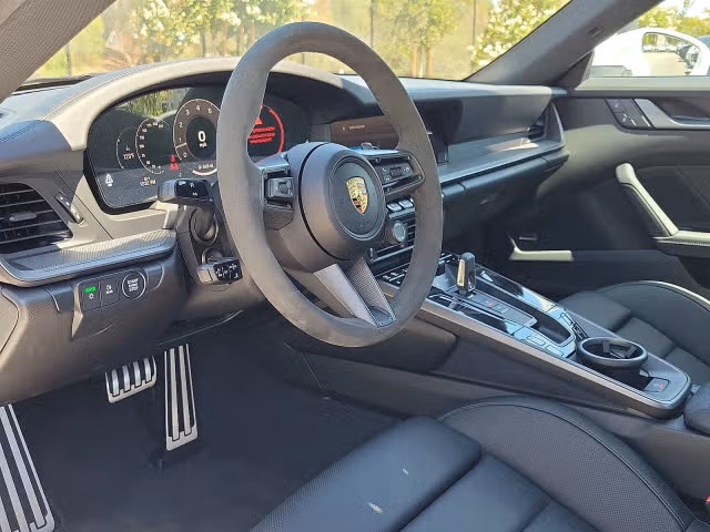 2025 Porsche 911 S - Photo 26