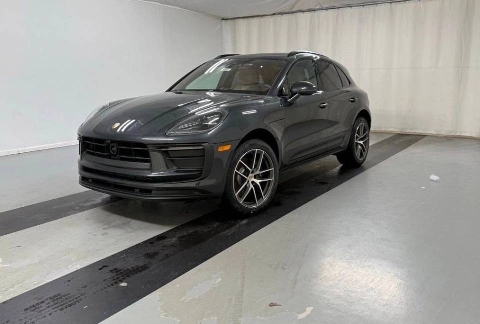 2026 Porsche Macan