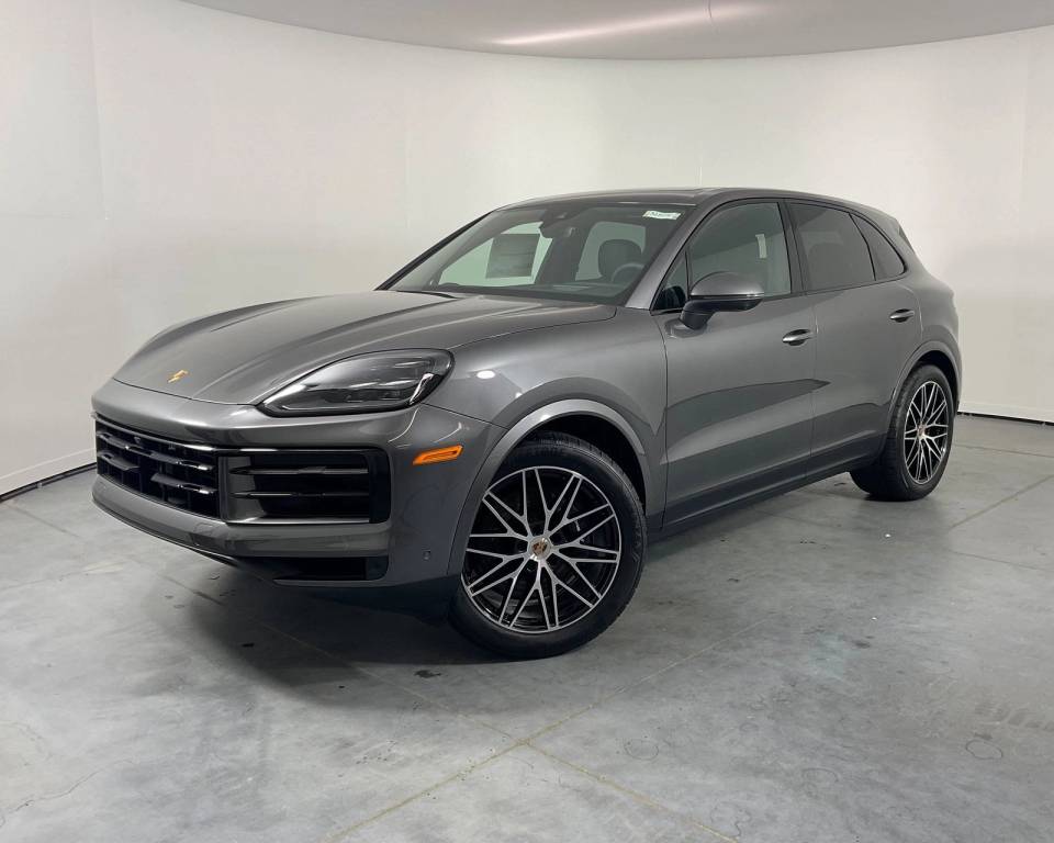 2025 Porsche Cayenne Base
