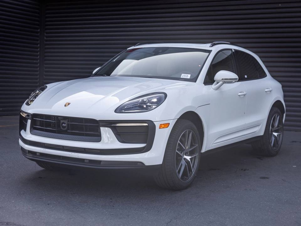 2026 Porsche Macan