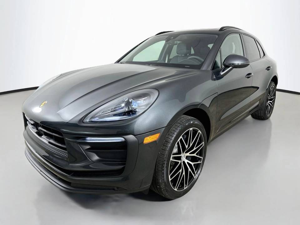 2026 Porsche Macan