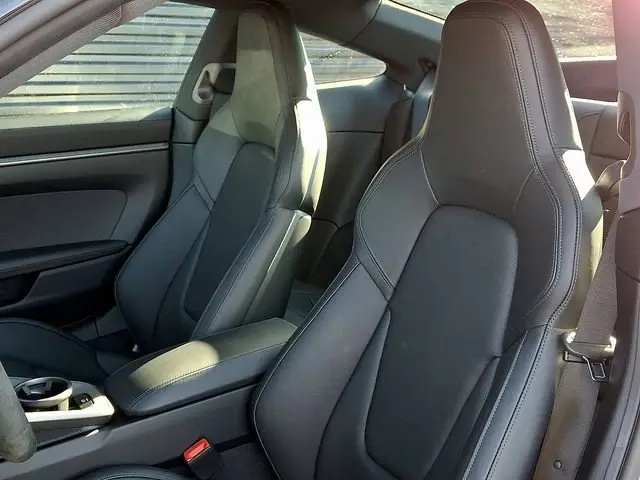 2025 Porsche 911 S - Photo 39