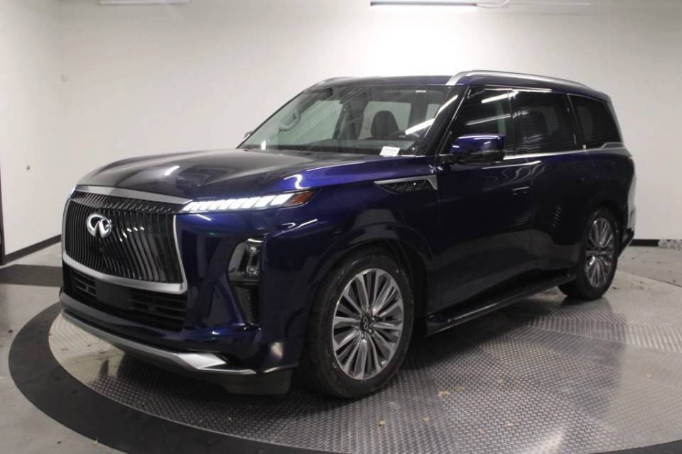 2025 INFINITI QX80
