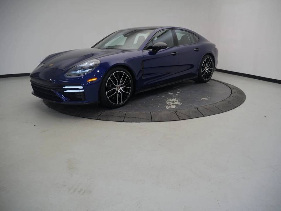 2022 Porsche Panamera Turbo S