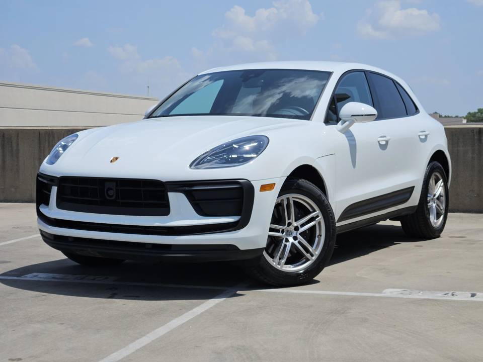 2026 Porsche Macan