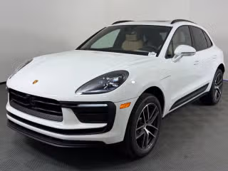2026 Porsche Macan -'s photo