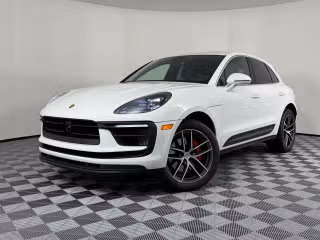 2025 Porsche Macan