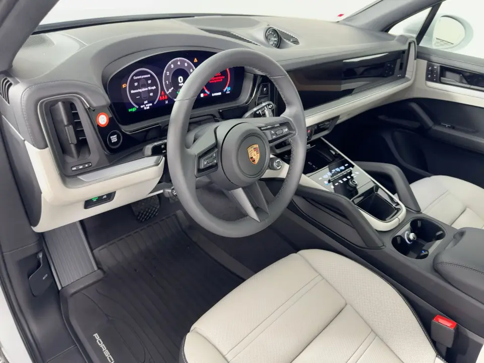 2026 Porsche Cayenne E-Hybrid - Photo 31