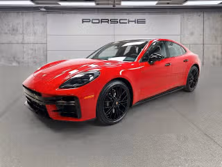 2026 Porsche Panamera GTS's photo