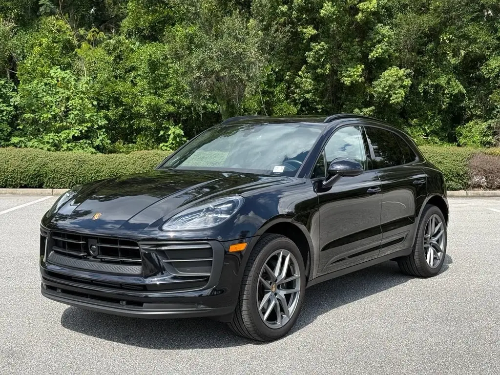 2026 Porsche Macan Base - Photo 8