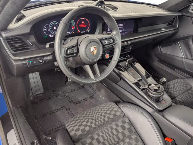 2026 Porsche 911 S - Photo 26
