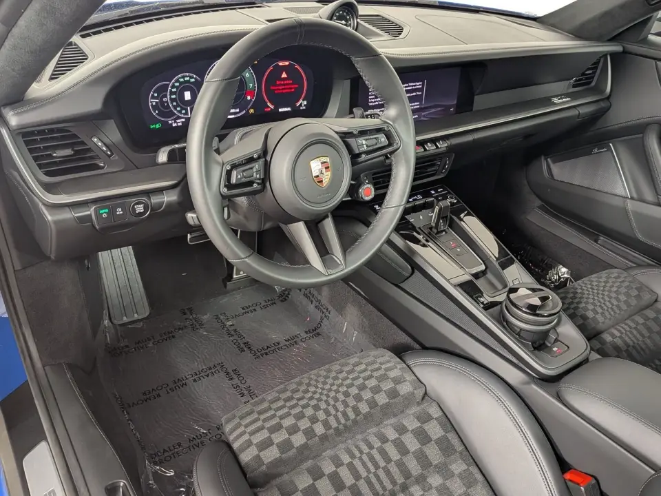 2026 Porsche 911 S - Photo 31