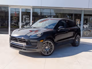 2026 Porsche Macan's photo