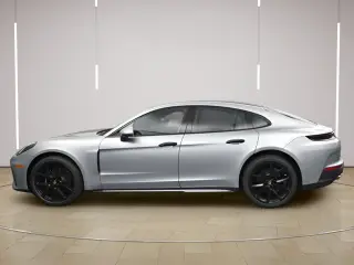 2025 Porsche Panamera Base - Photo 13