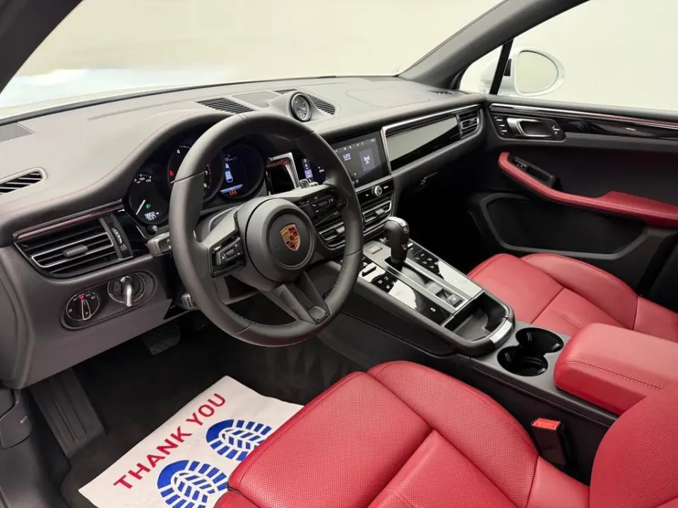 2026 Porsche Macan Base - Photo 31