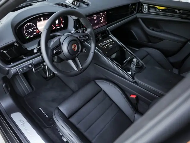 2026 Porsche Panamera Base - Photo 30