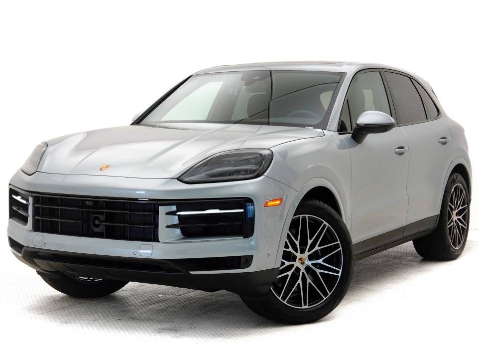 2025 Porsche Cayenne Base