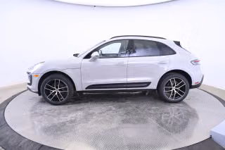 2026 Porsche Macan Base - Photo 9