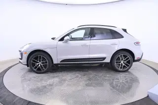 2026 Porsche Macan Base - Photo 13