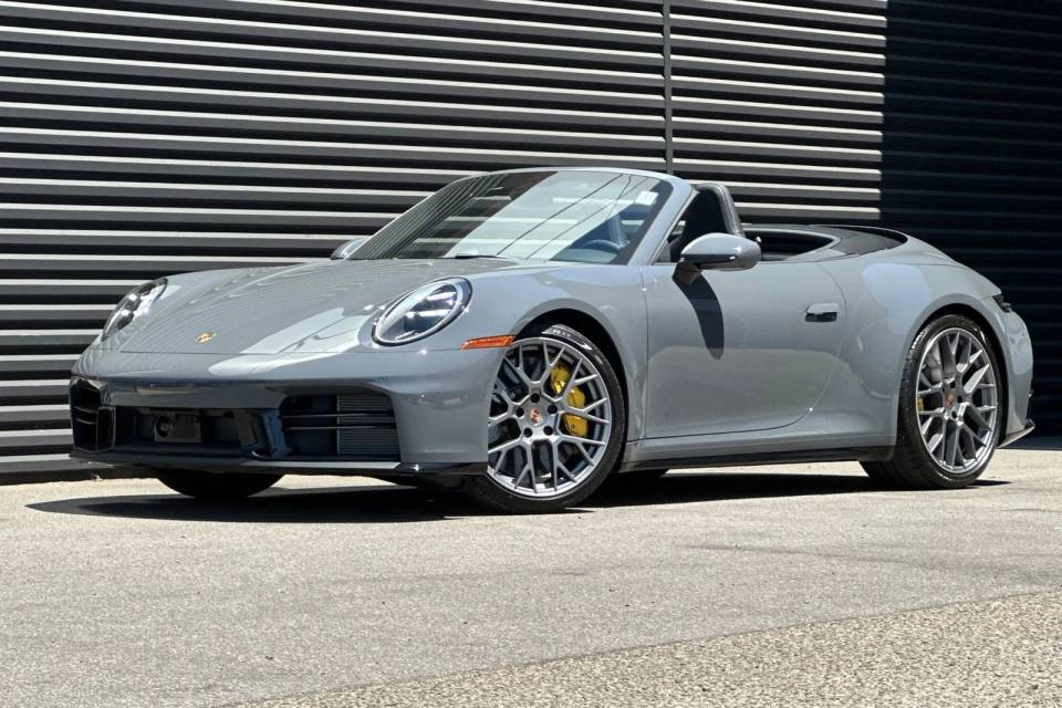 2025 Porsche 911