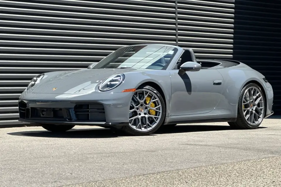 2025 Porsche 911 S - Photo 7