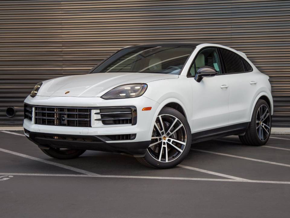 2024 Porsche Cayenne Coupe