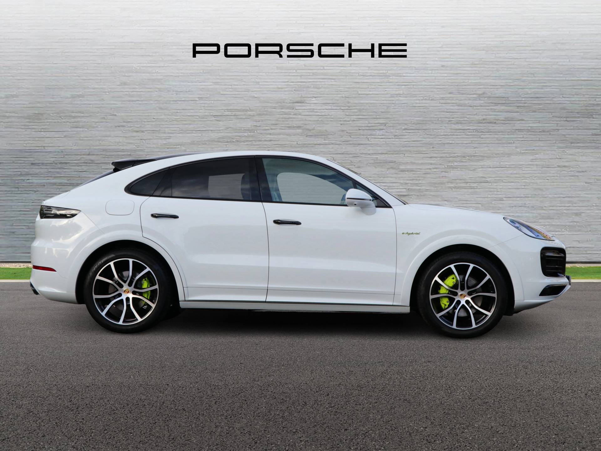 Cayenne E-Hybrid Coupé, photo 2 of 51