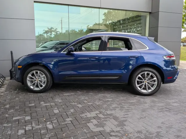 2023 Porsche Macan Base - Photo 14