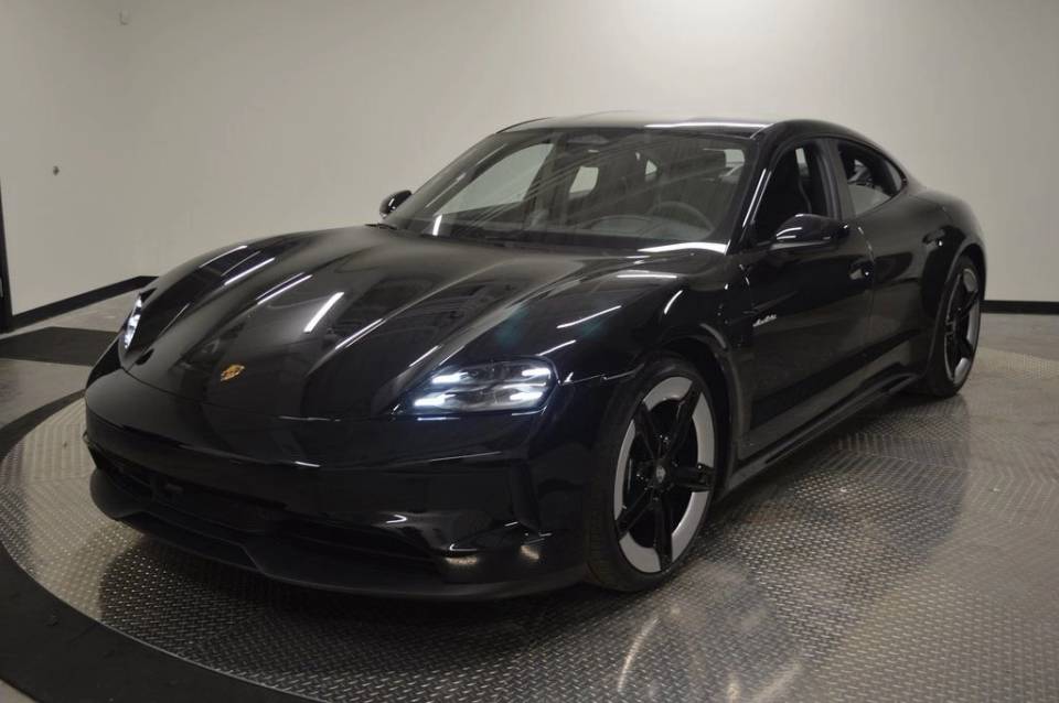 2026 Porsche Taycan