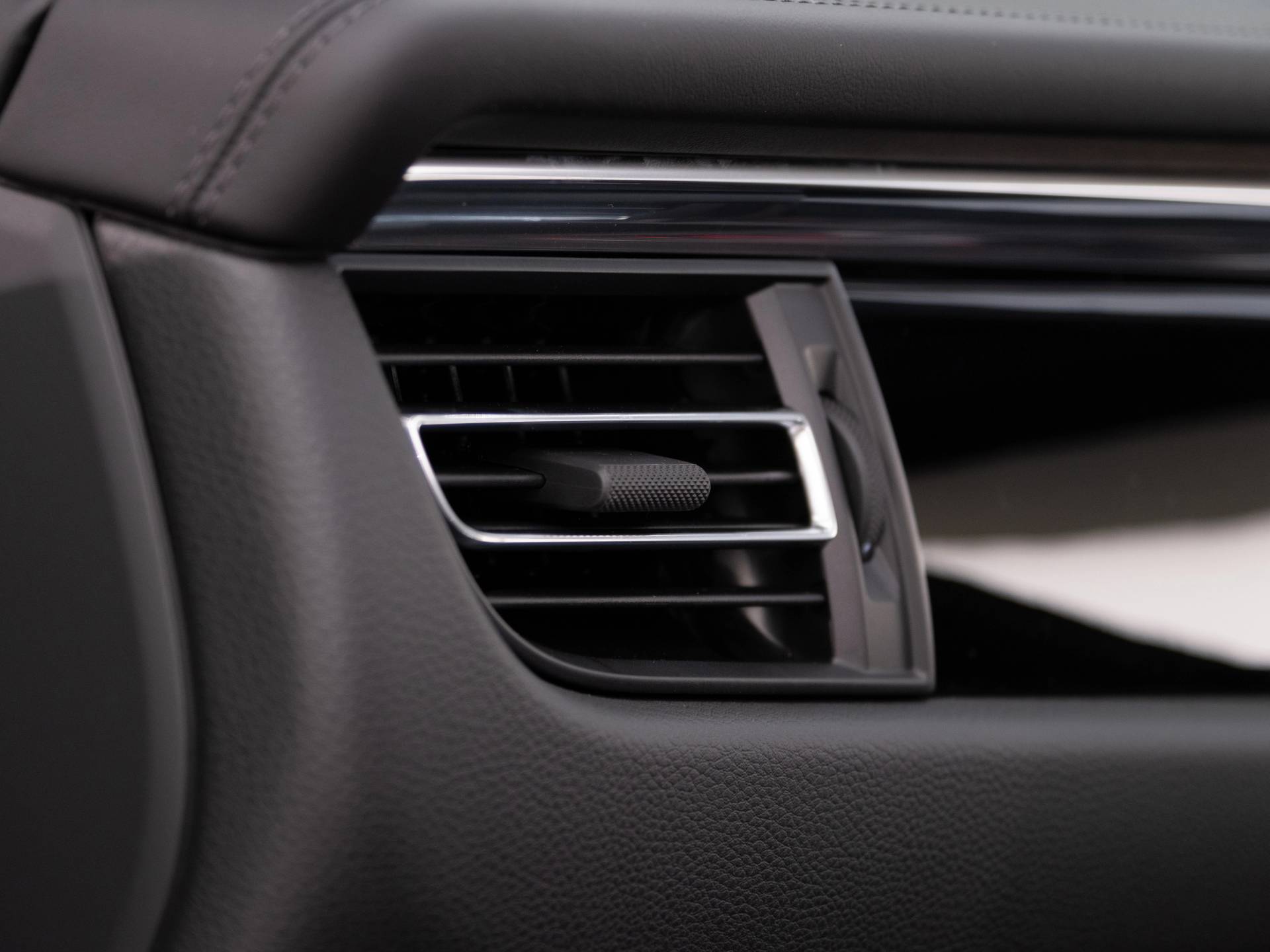 Macan S, photo 51 of 51