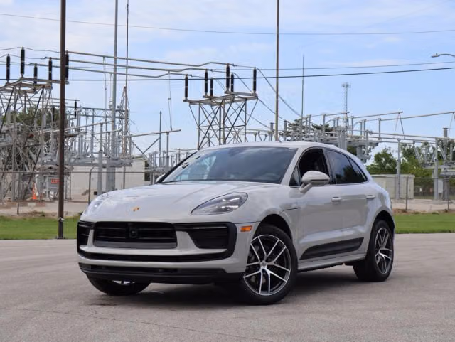 Used 2026 Porsche Macan T with VIN WP1AA2A52TLB11142 for sale in Kansas City