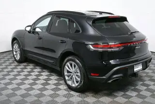 2026 Porsche Macan T - Photo 21
