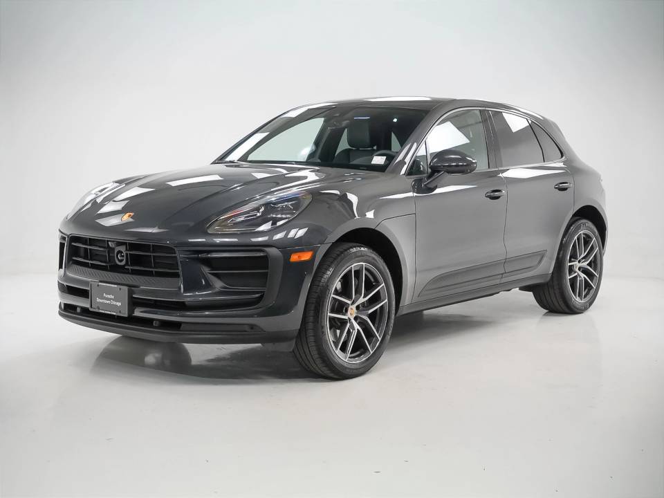 2025 Porsche Macan T