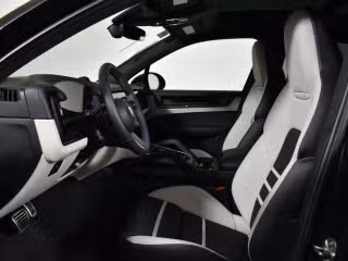 2026 Porsche Cayenne GTS - Photo 33