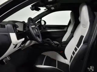 2026 Porsche Cayenne GTS - Photo 37