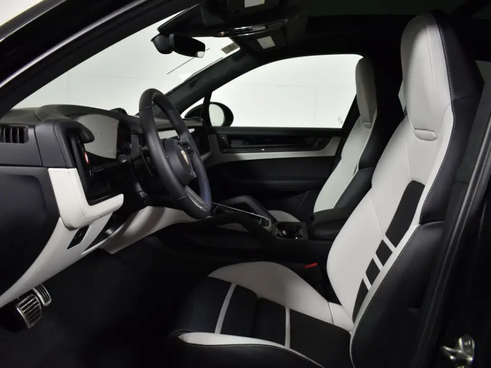 2026 Porsche Cayenne GTS - Photo 39