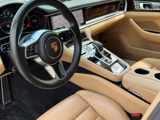 2018 Porsche Panamera S - Photo 30