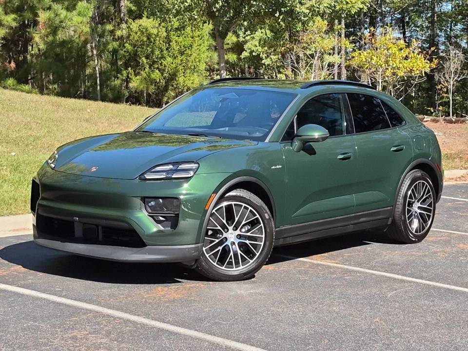 2026 Porsche Macan