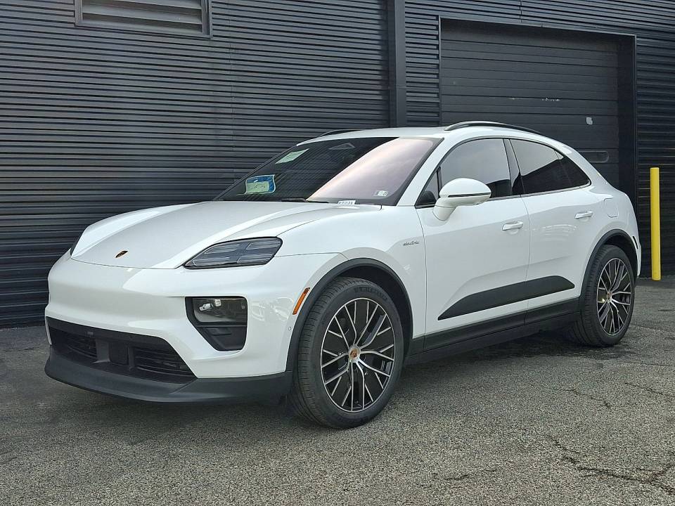 2026 Porsche Macan