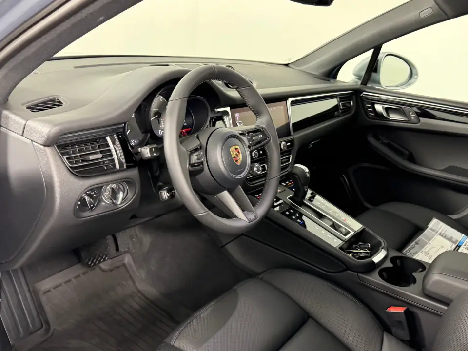 2026 Porsche Macan S - Photo 31