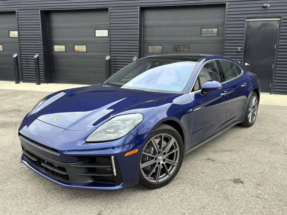 2025 Porsche Panamera