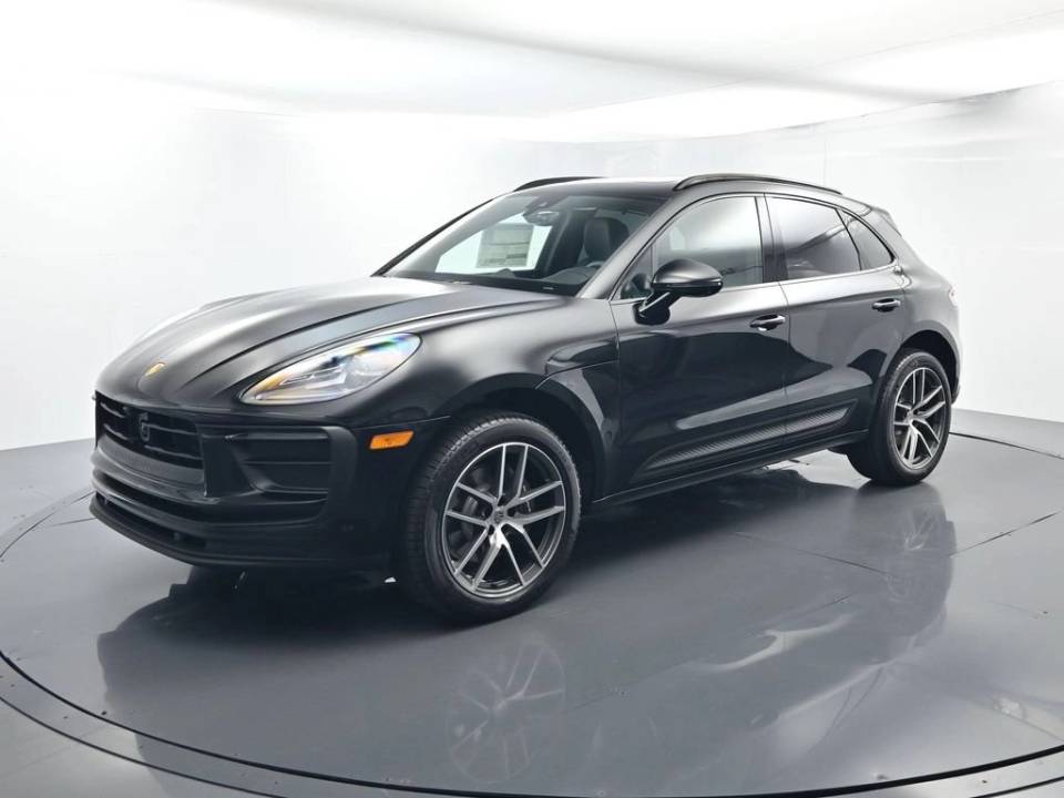 2026 Porsche Macan