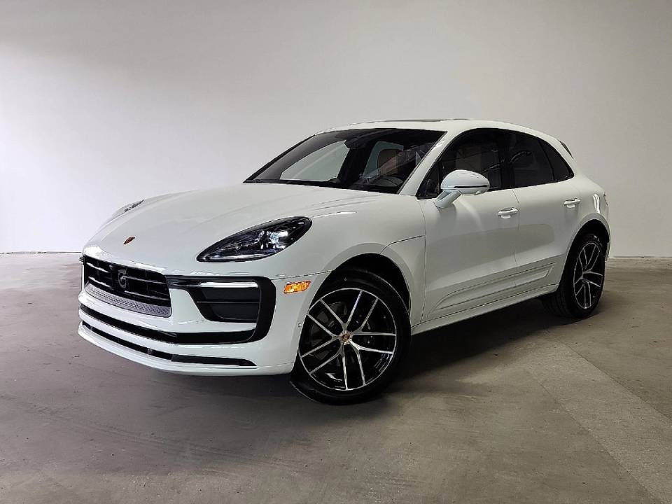 2026 Porsche Macan