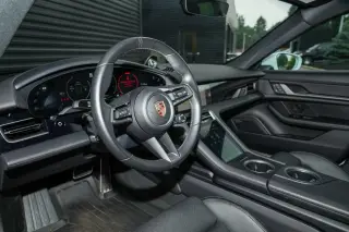2025 Porsche Taycan S - Photo 29