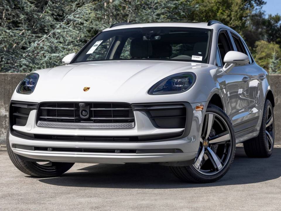 2026 Porsche Macan