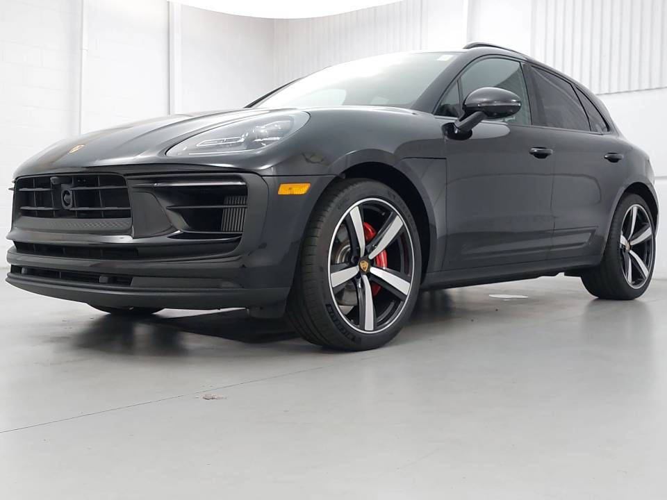 2026 Porsche Macan