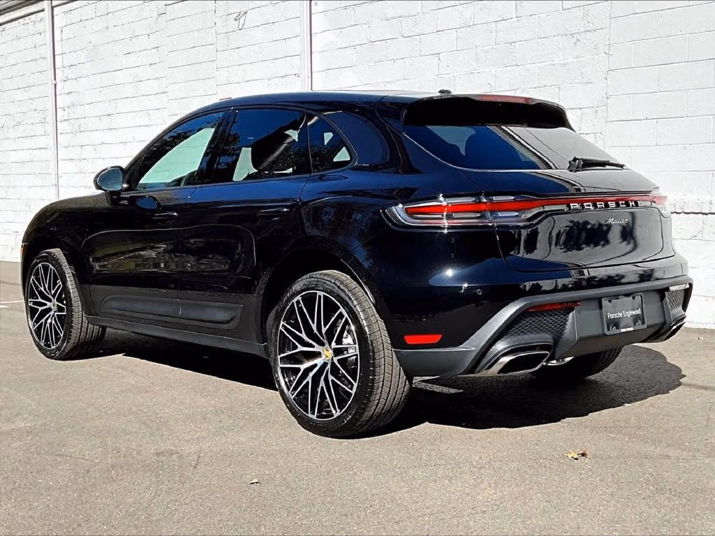 2026 Porsche Macan T - Photo 20