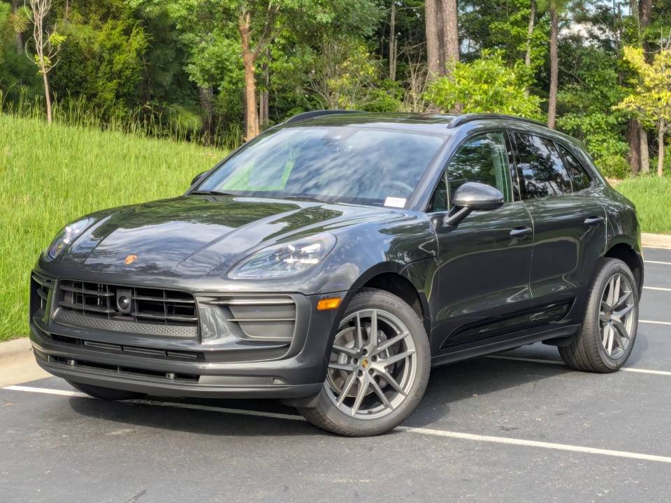 2026 Porsche Macan